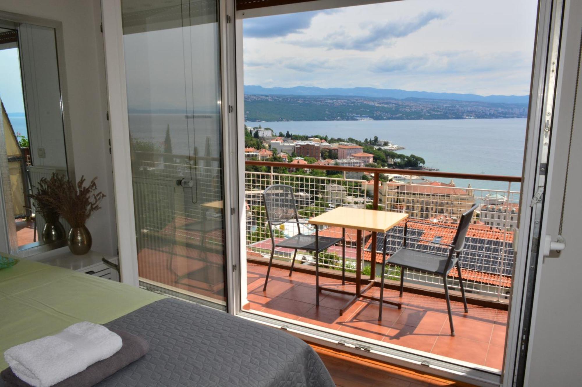 Apartments Zigulic โอปาติยา ภายนอก รูปภาพ