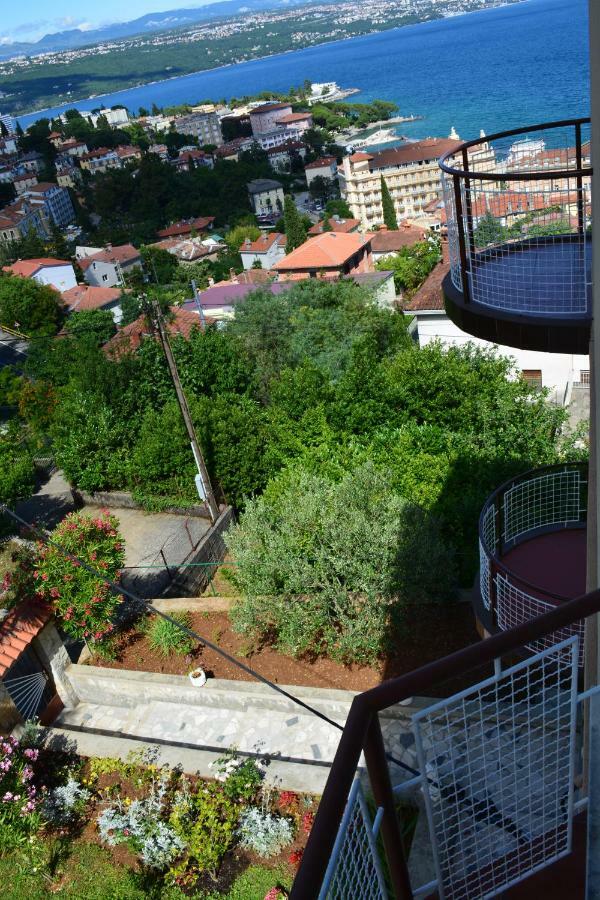 Apartments Zigulic โอปาติยา ภายนอก รูปภาพ